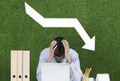 美股暴跌“回应”特朗普对华再征税威胁
